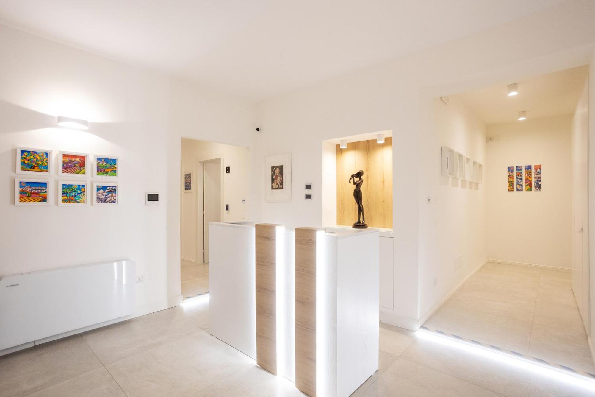 Lo Studio Di Viale Lo Re Camere & Caffe' Lecce Bagian luar foto